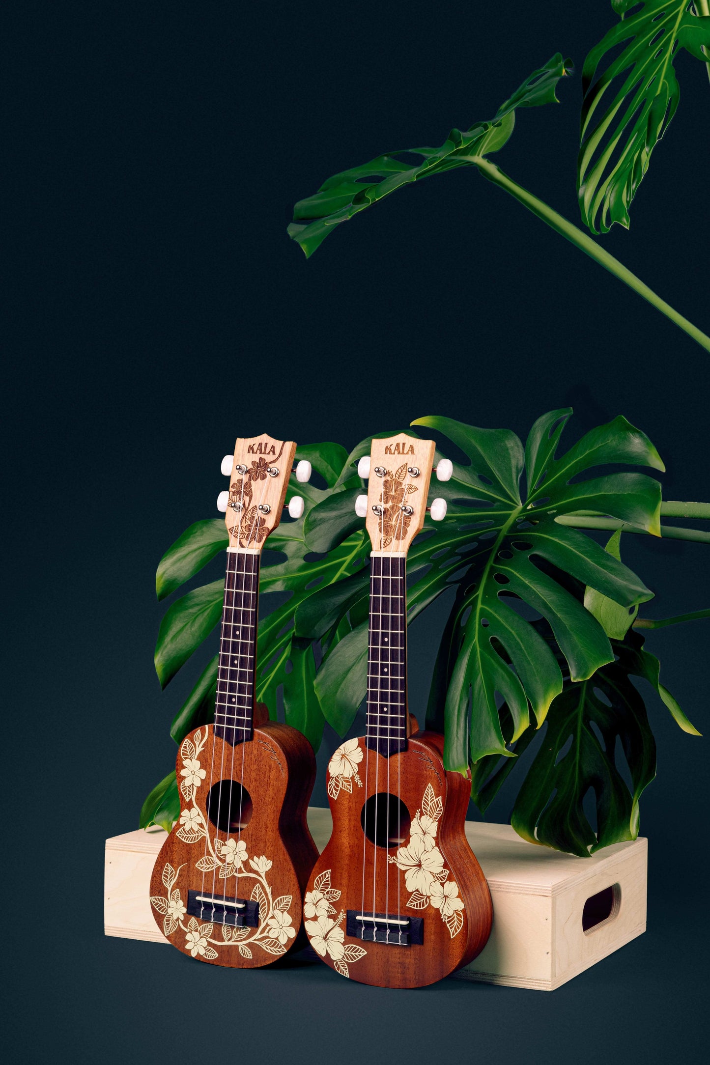 Hibiscus and Gardenia Kala Ukulele w/Gig Bag - Voyage Collection